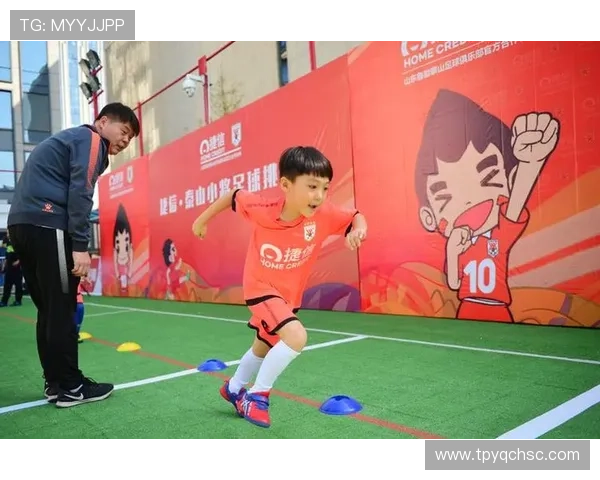 足球明星化身小黄人趣味十足的足球世界新体验 足球明星化身小黄人趣味十足的足球世界新体验